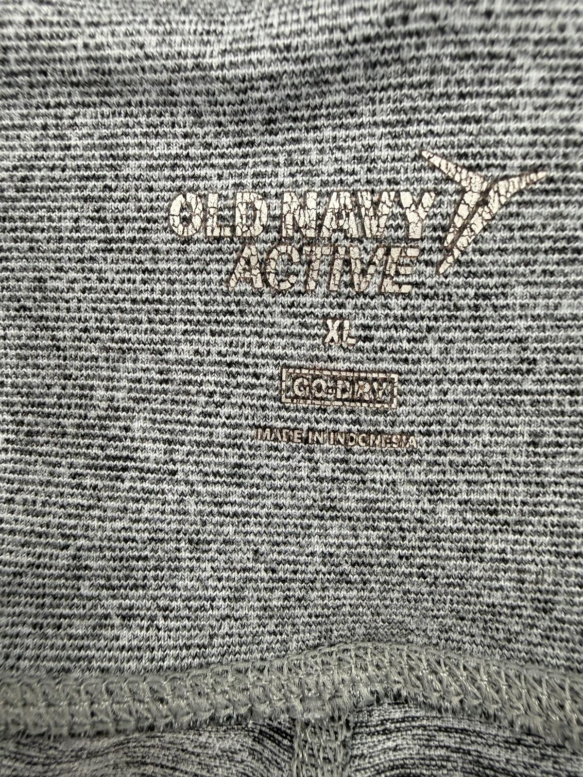 Old Navy Active Light Gray Biker Shorts (XL)