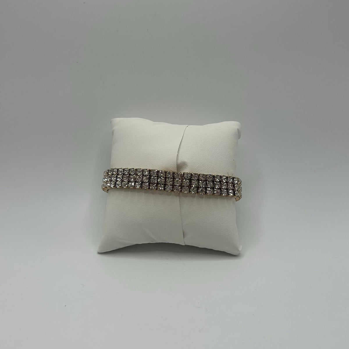 Lovita & Co. Gold Layered Stretchy Crystal Cuff Bracelet