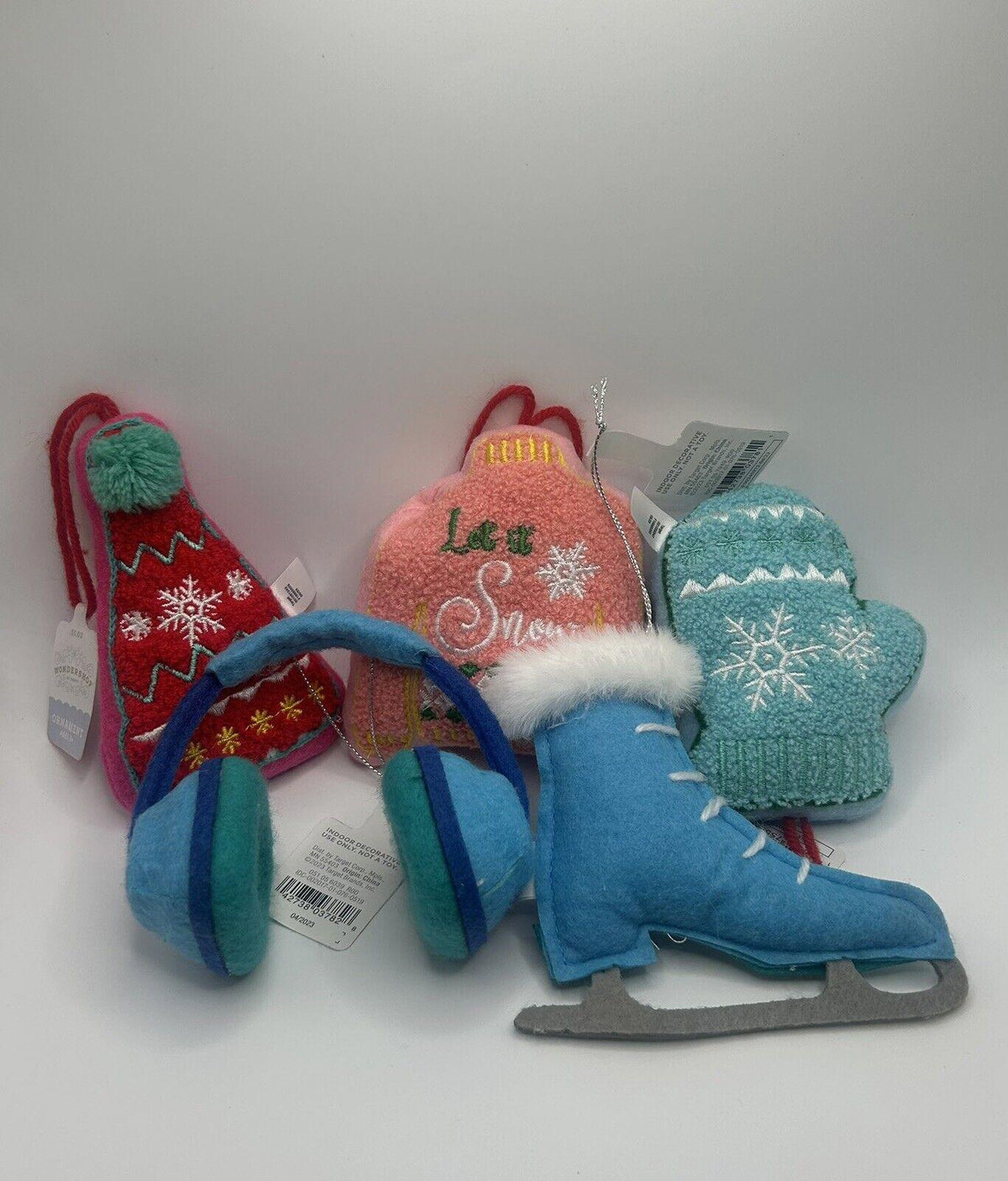 Wondershop Winter Plush Ornament Set 5 Count