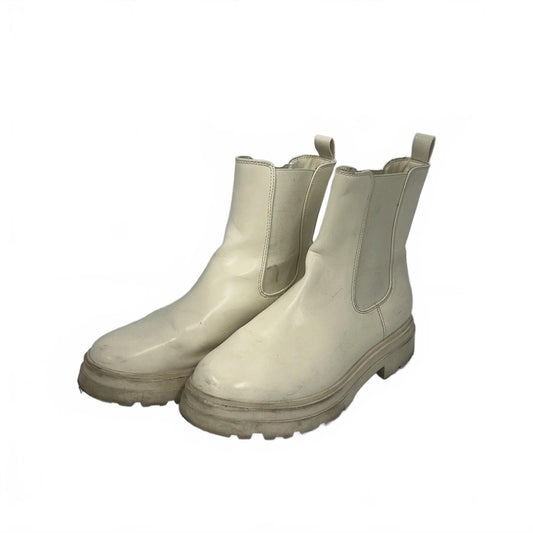 A New Day White Combat Boots (Size 9)
