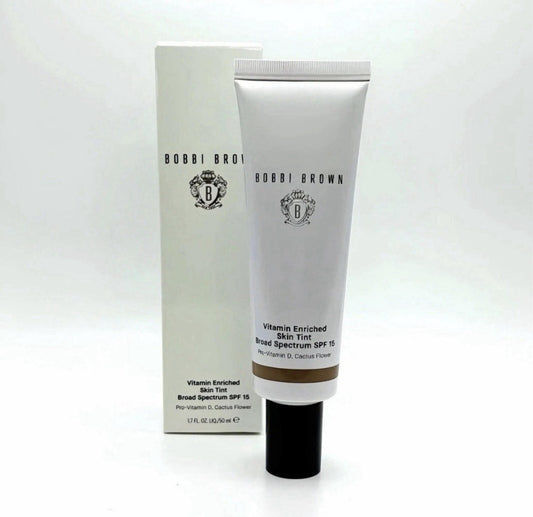 Bobbi Brown Vitamin Enriched Skin Tint SPF 15  (Golden 3)