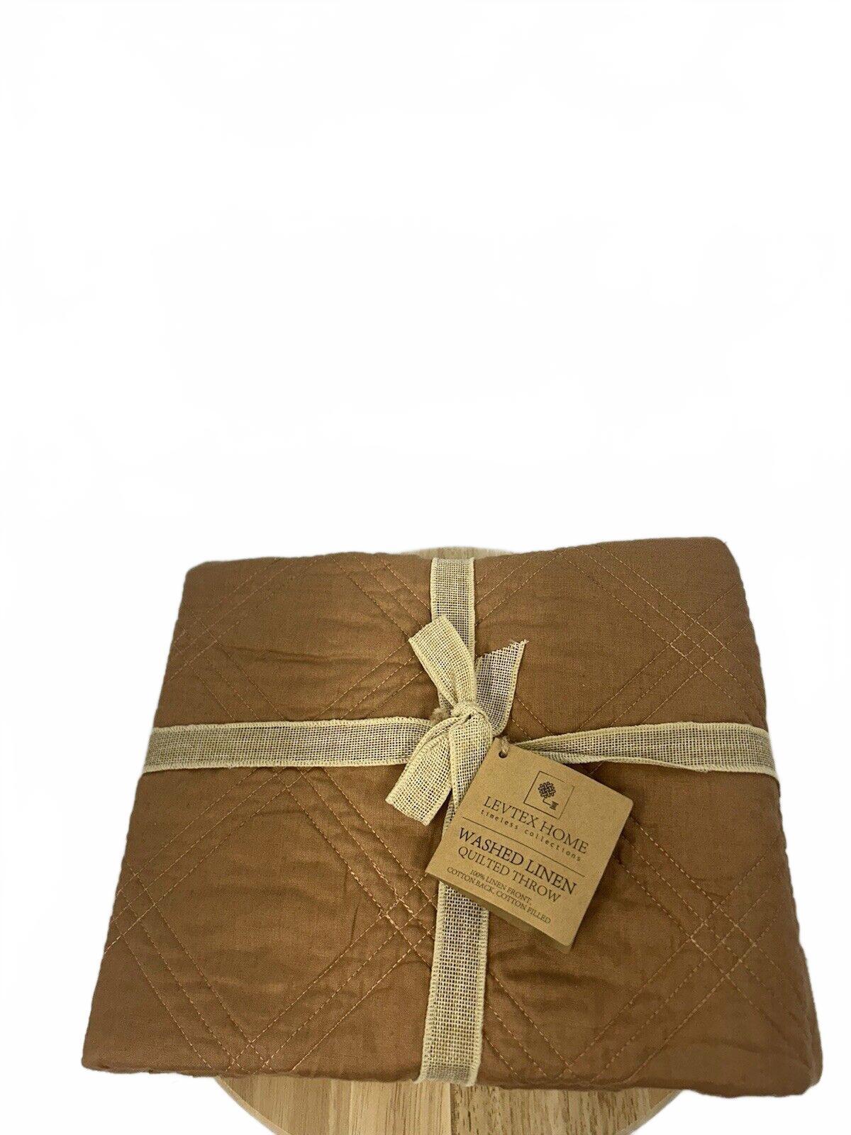 Levtex Home Sandstone French Flax Linen Full/Queen Quilt (88X92)
