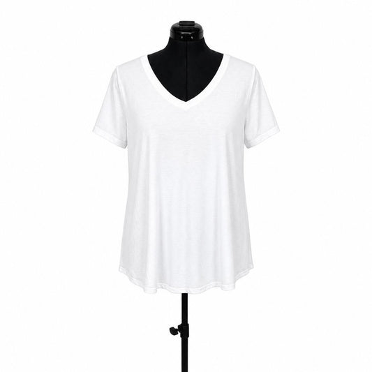 Torrid Classic Fit White V-Neck Flowy T-Shirt (1X)