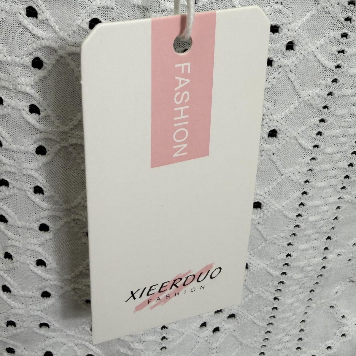 Xieerduo White Eyelet Tank Top (M)