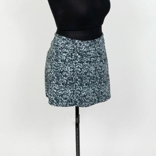 Tranquility by Colorado Clothing Blue, Green & Turquoise Patterned Skort (L)
