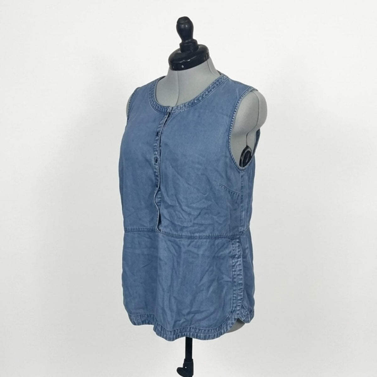 J.Jill Light Denim Half Button Up Chambray Sleeveless Tunic Top (L)