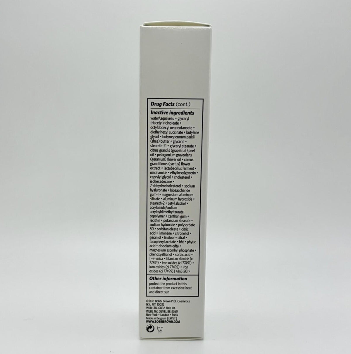 Bobbi Brown Vitamin Enriched Skin Tint SPF 15  (Golden 4)