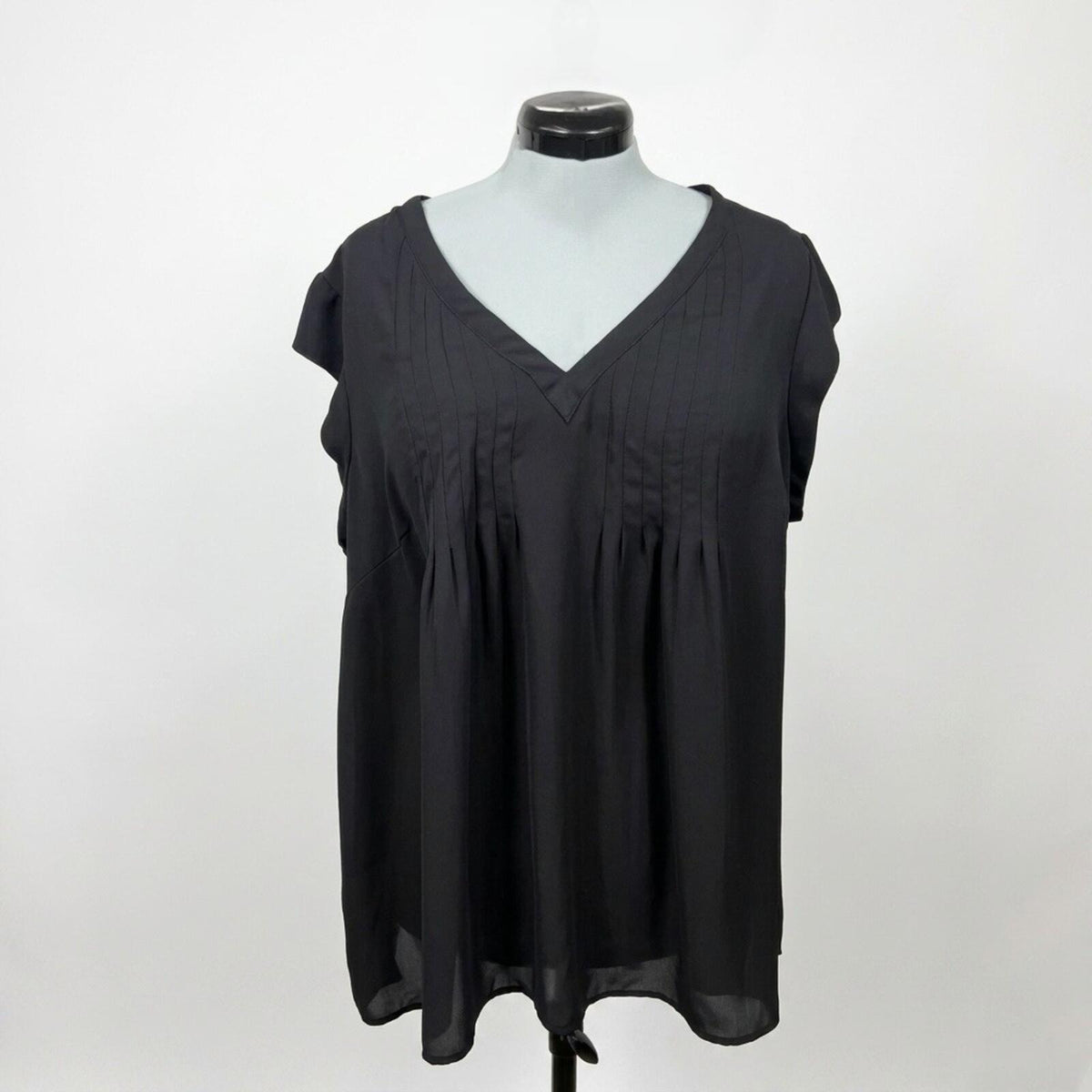 DR2 Black Sleeveless Blouse (2X)