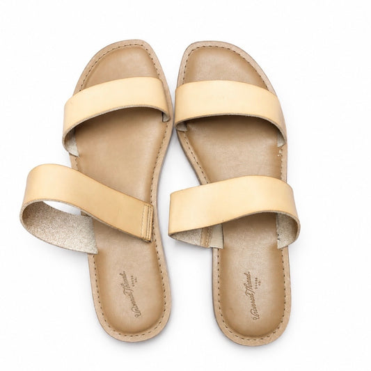 Universal Thread Tan Freya Two Band Slide Sandals (W 10)