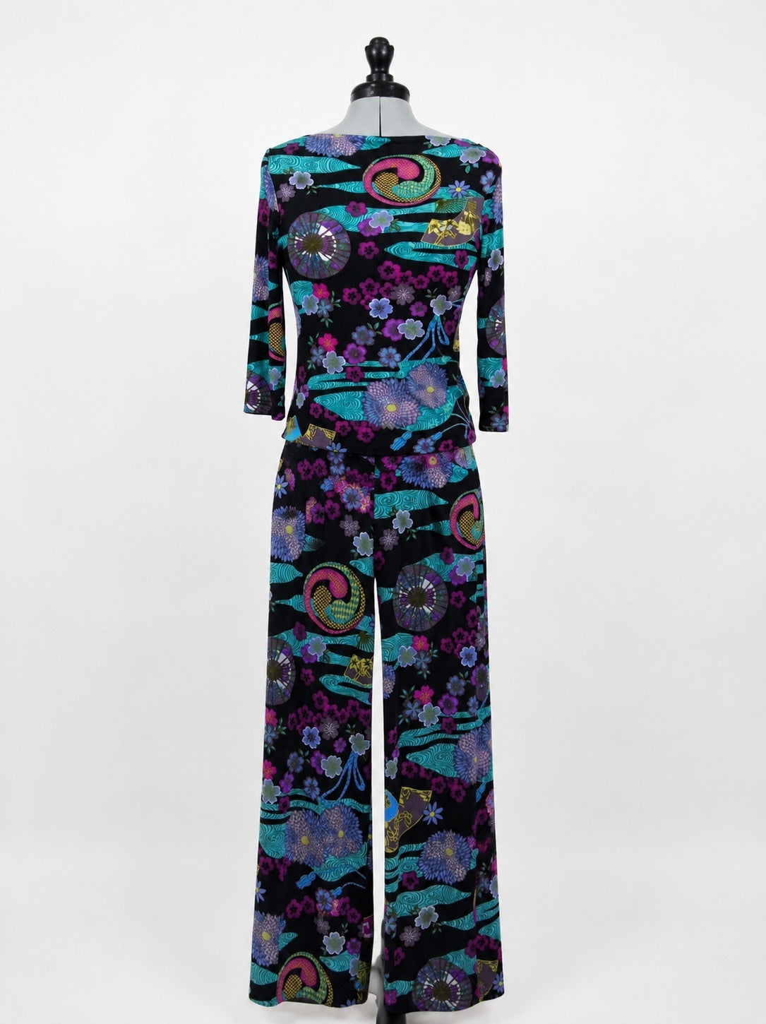 Softwear by Mark Singer Black Long Set w/ Cool Toned Whimsical Design (S)
