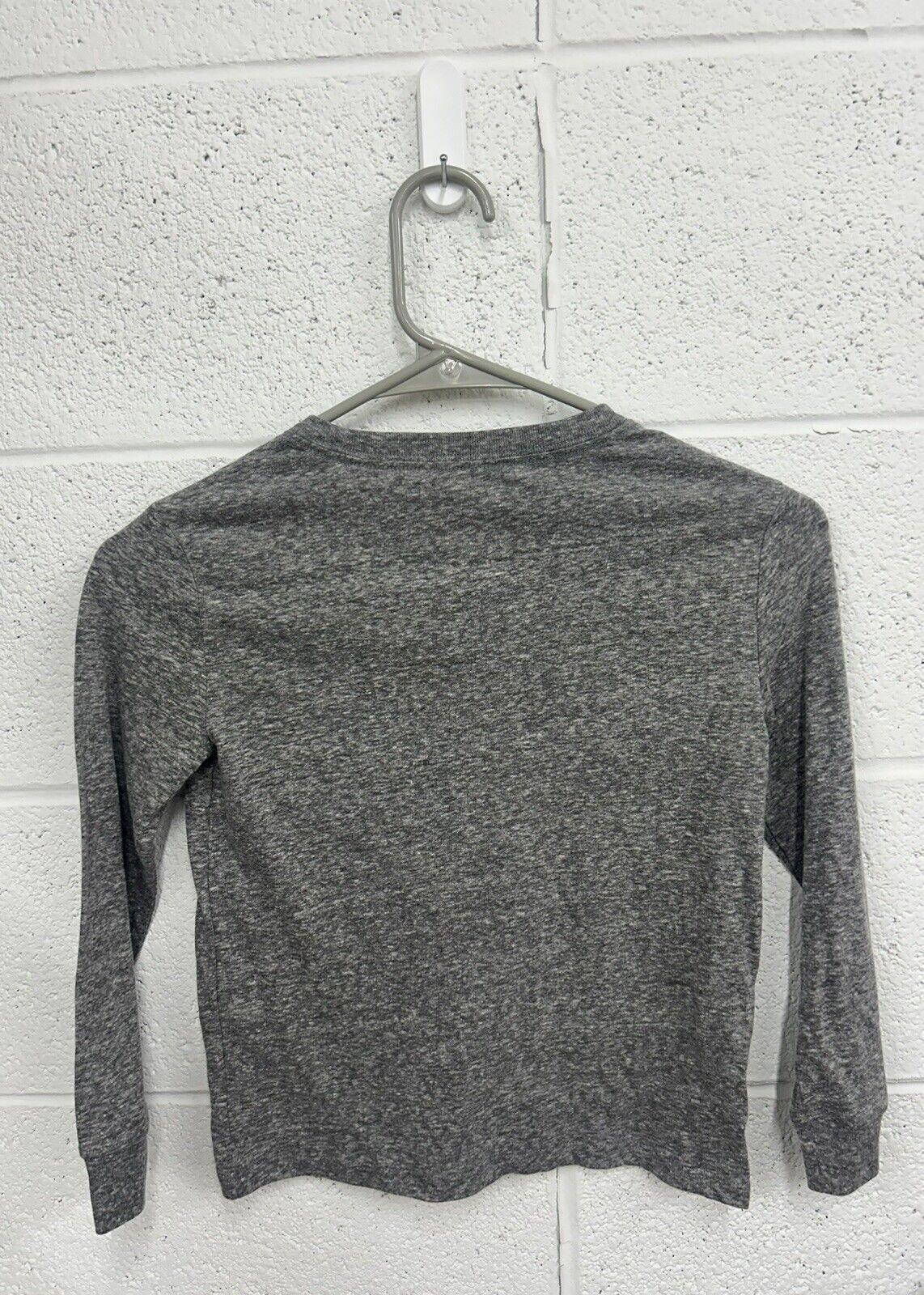 Cat & Jack Dark Gray Long Sleeve Shirt with Front Pocket (M-8)