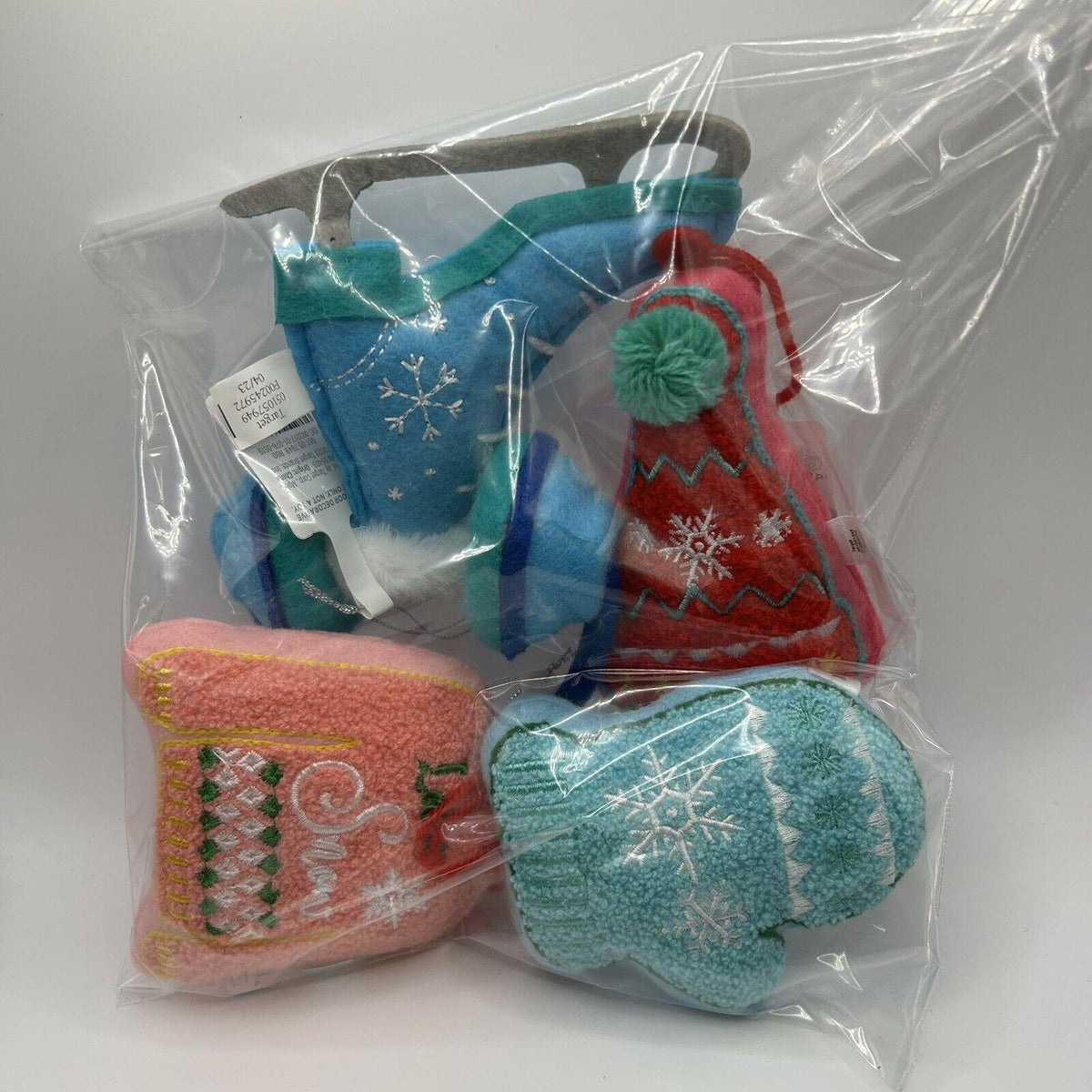 Wondershop Winter Plush Ornament Set 5 Count