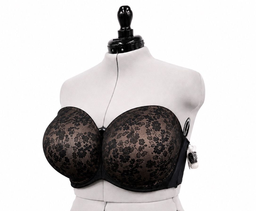 Curvy Couture Intimates Black Lace Underwire Bra w/ Removeable Straps (44G)